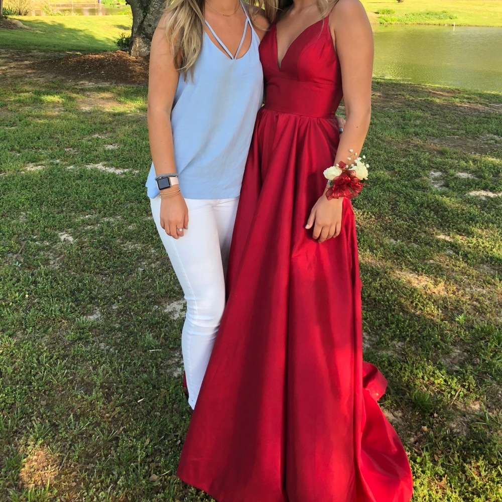 SHERRI HILL prom dress!!